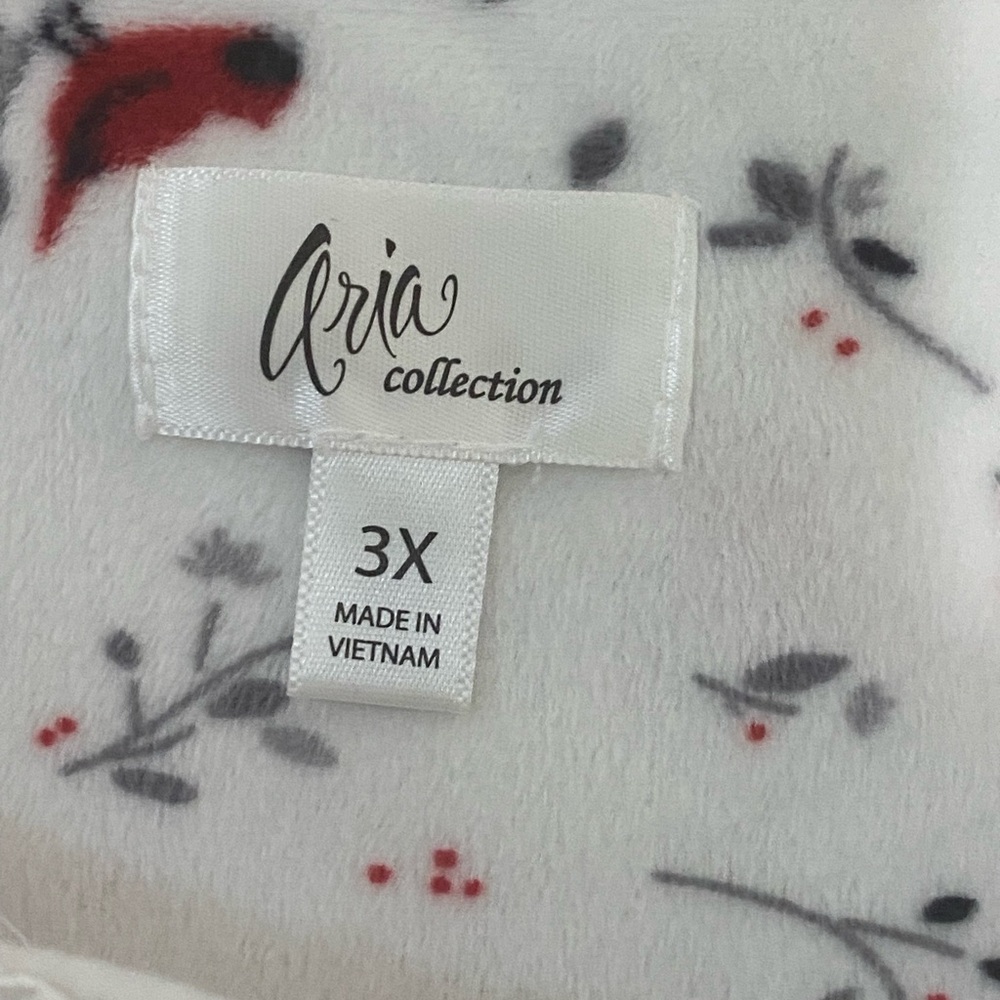 Aria Nightgown 3X White Red Cardinals Extremely Soft Long‎ Sleeve Grannycore - Picture 4 of 9